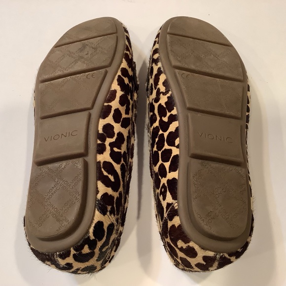 Vionic 356 Larrun Calf Hair Loafers Size 7 Leopard Print Slip On Shoes - Picture 4 of 6